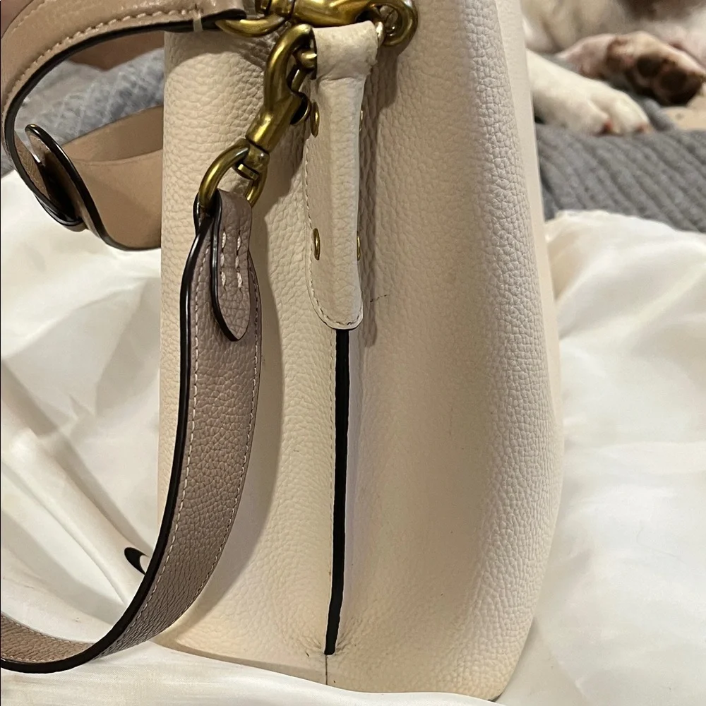 Coach Cream and Tan Leather Willow Shoulder Bag - Picture 5 of 16